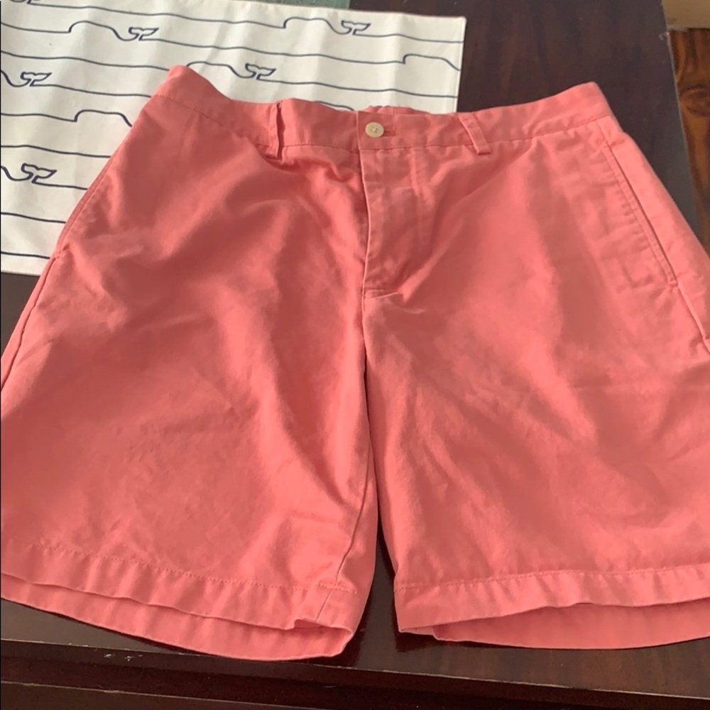 Vineyard Vines 9” Club Short- 32” waist